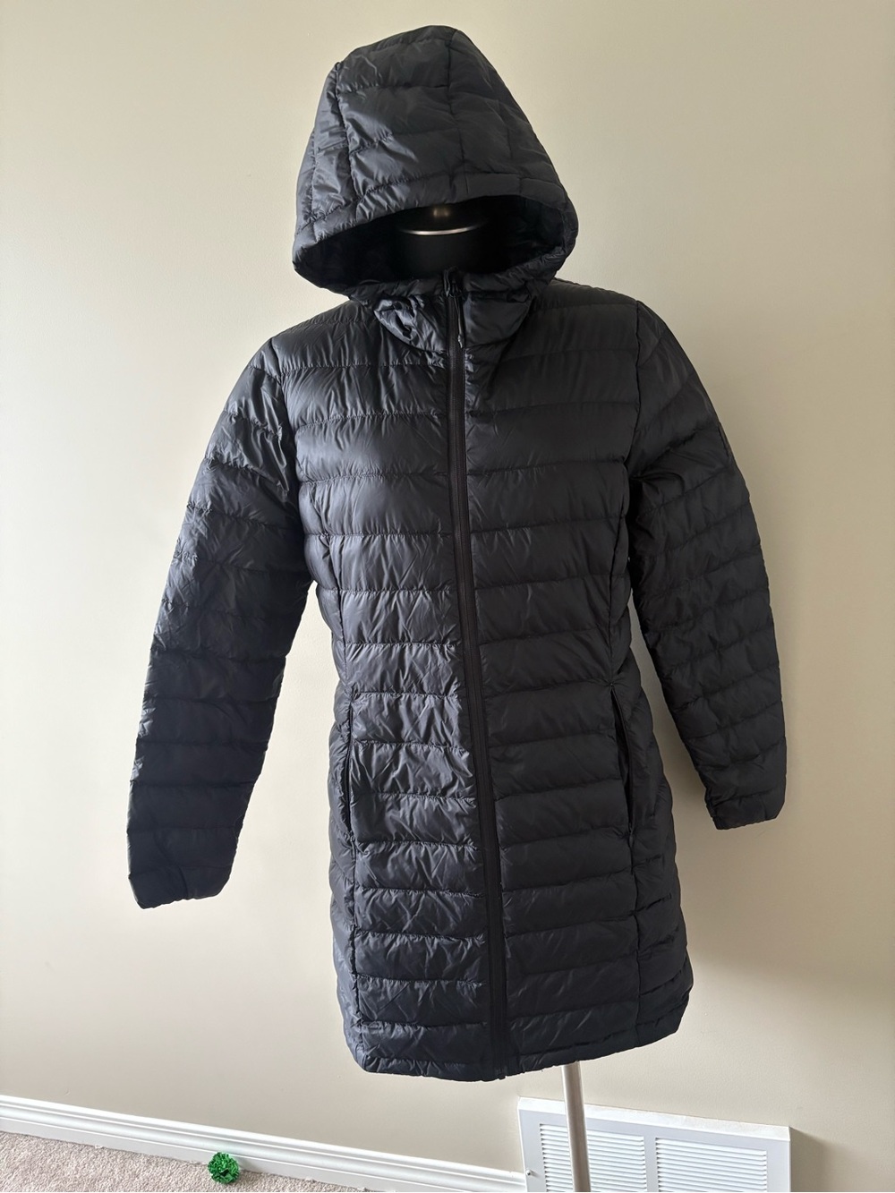 Women’s Medium Black Mckinley Long Down Puffer